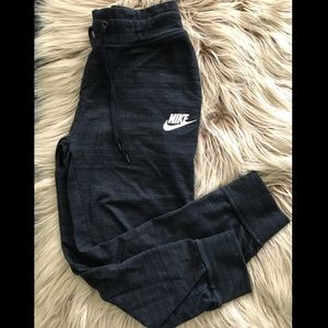 Nike Joggers
